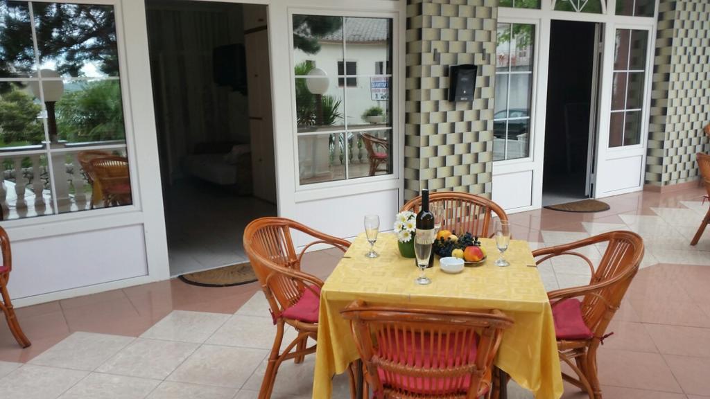 Apartmani Royal Zganec Crikvenica Exterior photo